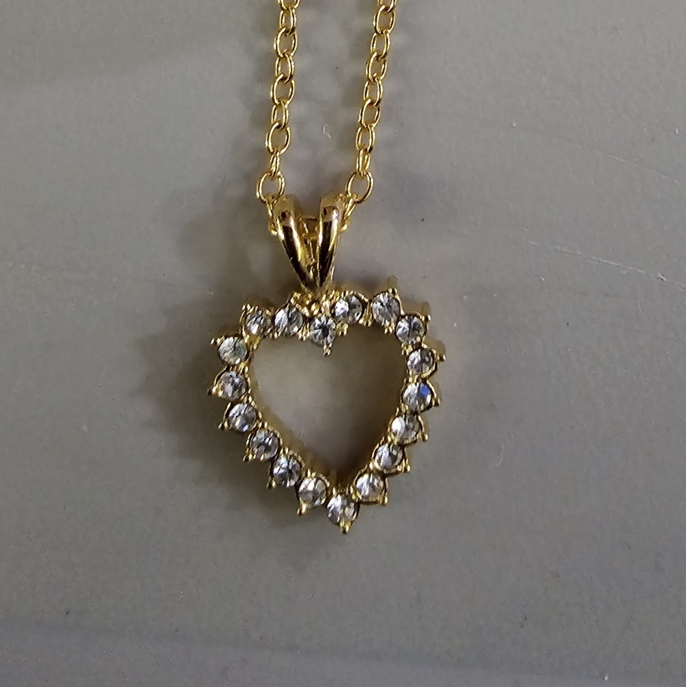 Gold Heart Pendant Necklace
